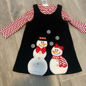 Super cute snowman dress with included long sleeve shirt/onesie. Great condition